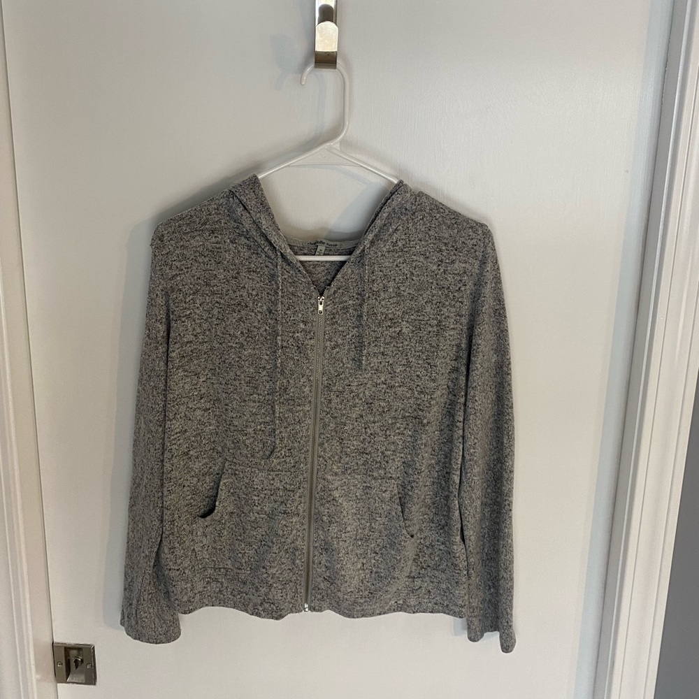 Lightweight causal jacket with hood